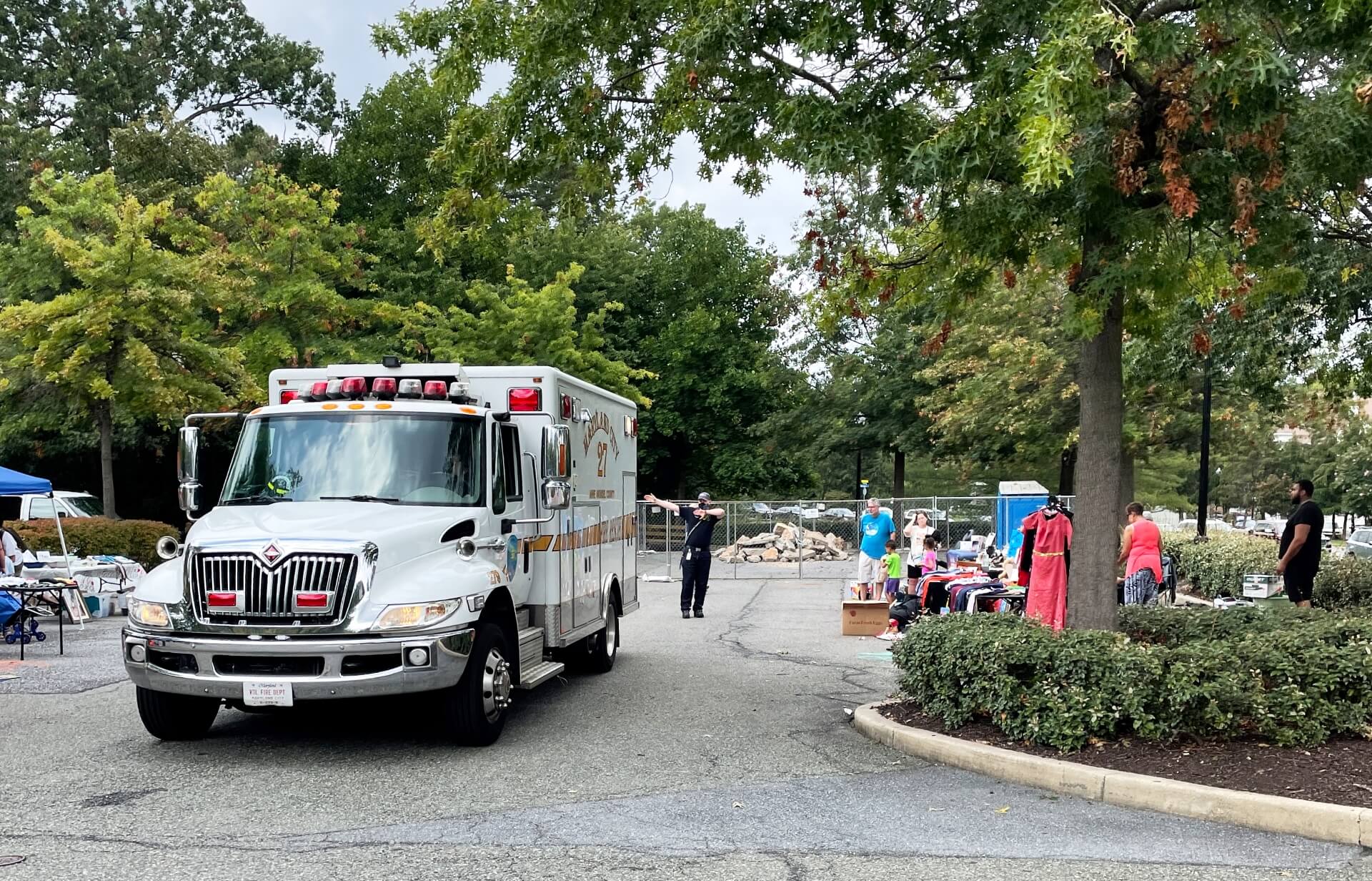AACFD ambulance backs into a spot.