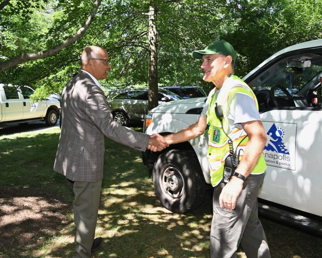 CERT member Mark Demyanovich greets Lt. Governor Boyd Rutherford.